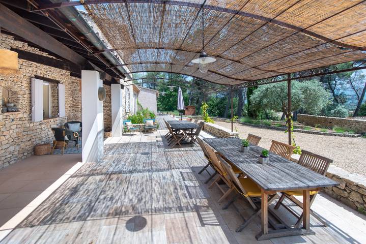 Gîte pour 14 personnes, avec piscine, adapté aux familles à Gargas - 2