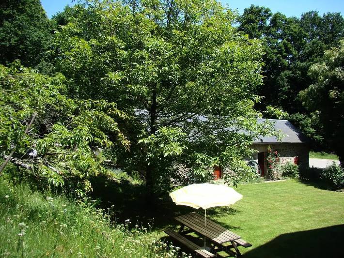 Gîte pour 4 personnes, avec jardin, animaux acceptés à Saint-Julien-le-Petit - 3