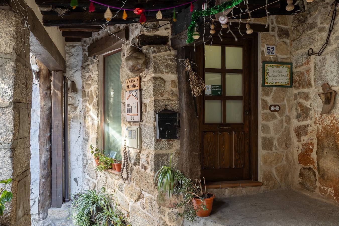 Ferienhaus 'La Casita Del Portal' mit Bergblick, Wlan und Klimaanlage in Pedro Bernardo, Valle del Tiétar