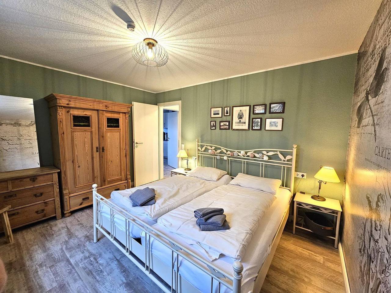 Ganze Wohnung, Ferienwohnung Gröde im Eg in Utersum – Terrasse & 500 m zum Strand in Utersum, Föhr
