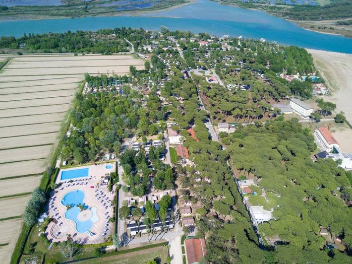 Camping für 5 Personen, mit Pool und Kinderpool sowie Ausblick und Garten in Caorle - 2