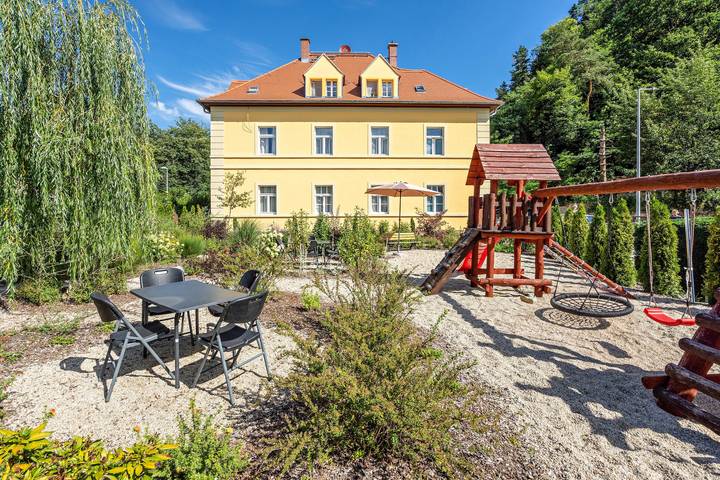 Cały apartament, Apartment '3' with Shared Garden and Wi-Fi in Rathmannsdorf, Góry Połabskie