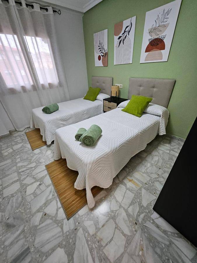 Ferienwohnung für 7 Personen, mit Balkon und Ausblick - 1