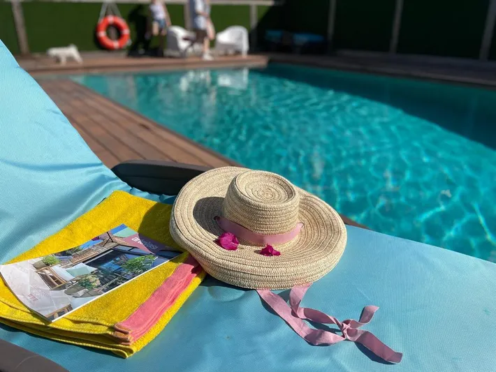 Apartamento de vacaciones para 2 personas, con sauna y piscina además de jardín y vistas - 1