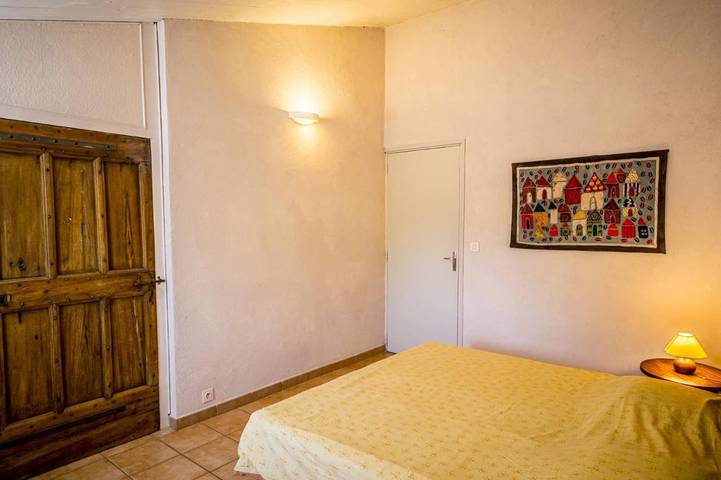 Gîte pour 8 personnes, avec jardin et vue dans Le Poët - 2