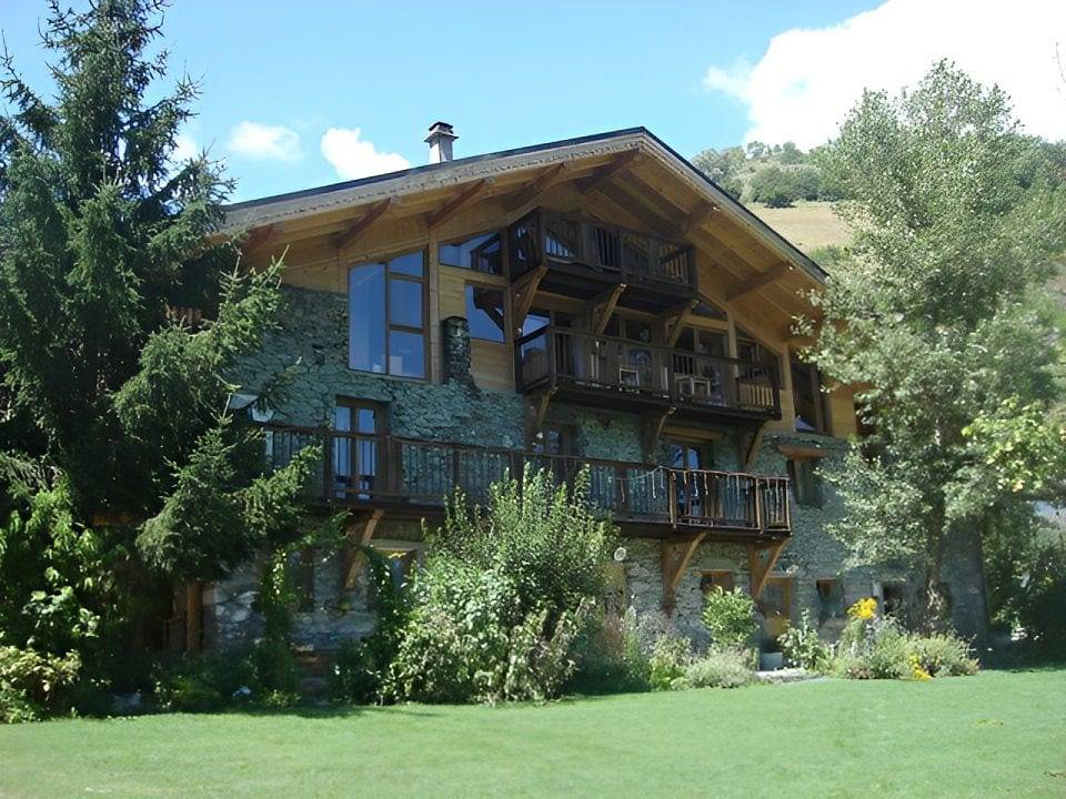 Chambres d'hôtes Le Chalet de Thalie - Folie Douce in Bourg-Saint-Maurice, Région d'Albertville