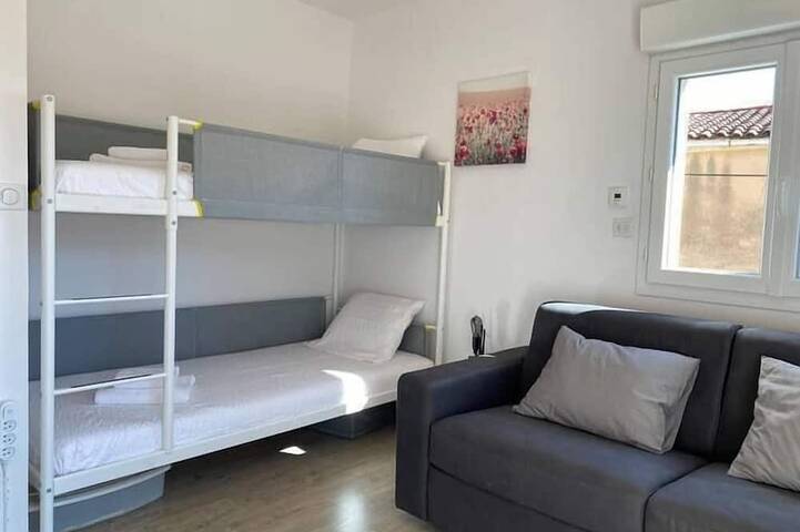 Location de vacances pour 6 personnes, avec jardin à Ribaute-les-Tavernes - 4