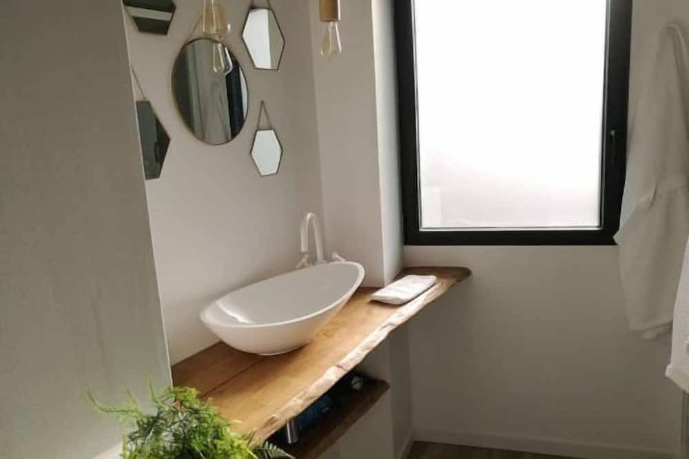 Nid de l'Erdre, Nid de l'Erdre - Séjour bien-être et spa au bord de l'eau in Sucé-sur-Erdre, Région de Nantes