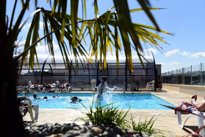 Camping pour 4 personnes, avec terrasse et piscine, animaux acceptés dans le Calvados - 4