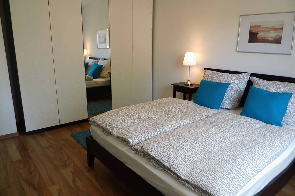Geheel appartement, Leuk appartement met 2 slaapkamers op de begane grond, wifi in Alt-West, Leipzig