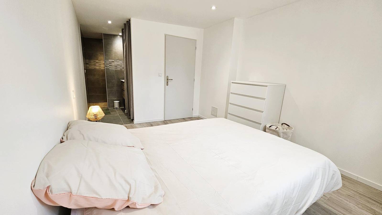 La Maison Bleue in Brive-la-Gaillarde, Brive-la-Gaillarde und Umgebung