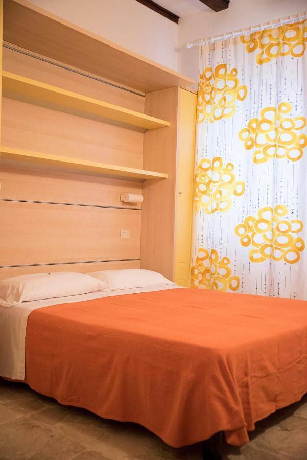 Small Double Room in Spiaggia di Rimigliano (San Vincenzo), San Vincenzo (Italia)