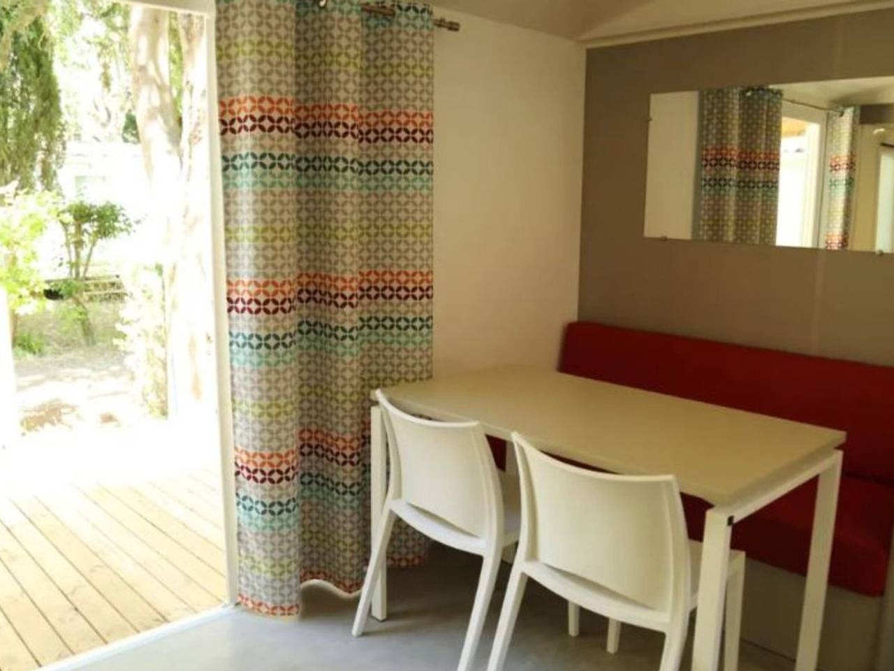 Gemütliches Mobilheim mit Terrasse - 5 Pers. in Montblanc, Mittelmeerküste (Frankreich)