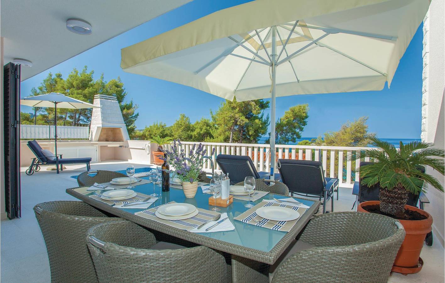 Ferienhaus für 8 Personen mit Terrasse in Vela Luka, Korcula
