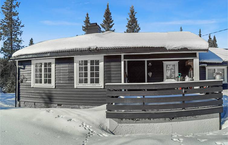 Ferienhaus für 4 Personen, mit Terrasse und Garten in Lillehammer