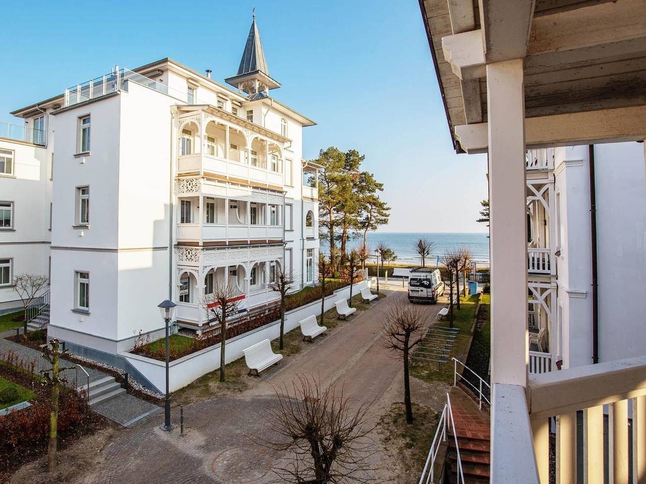 Entire apartment, Strandvillen Binz Ferienwohnung mit 1 Schlafzimmer und Balkon (Ah/564) in Ostseebad Binz, Binz