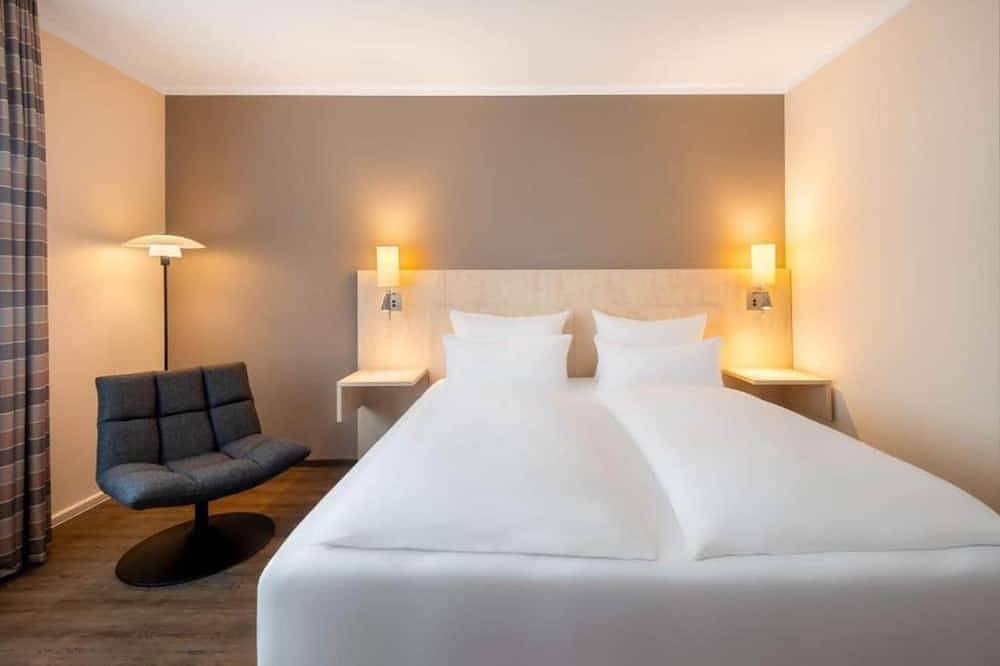 Ganze Wohnung, Sunday Hotel Bielefeld Standard King Zimmer in Bielefeld, Nordrhein-Westfalen