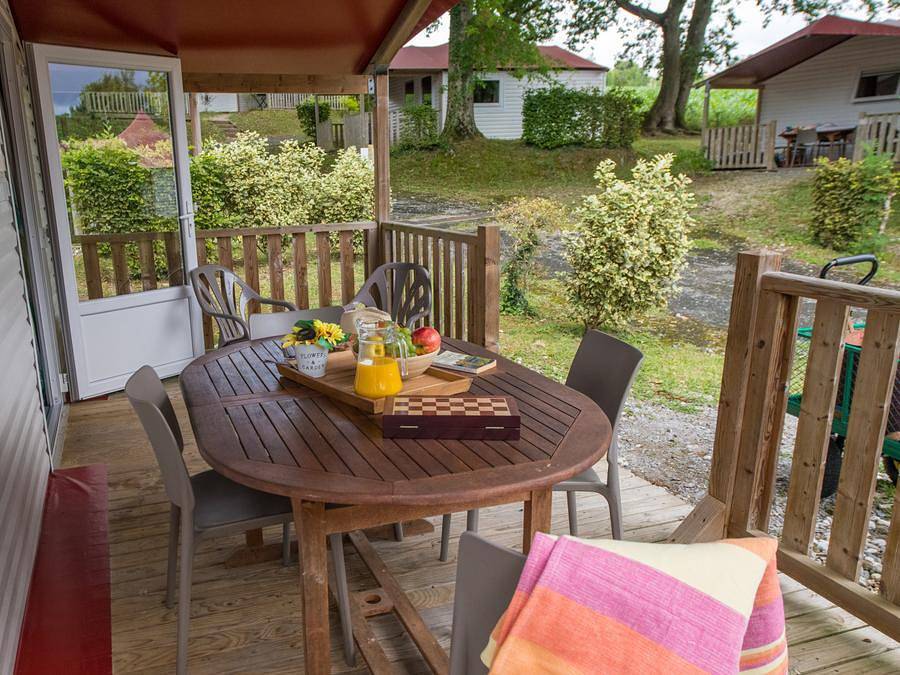 Camping Arotxa Karrita - Chalet 4 personnes - Chalet 2/4 pers in Sare, Région de Bayonne