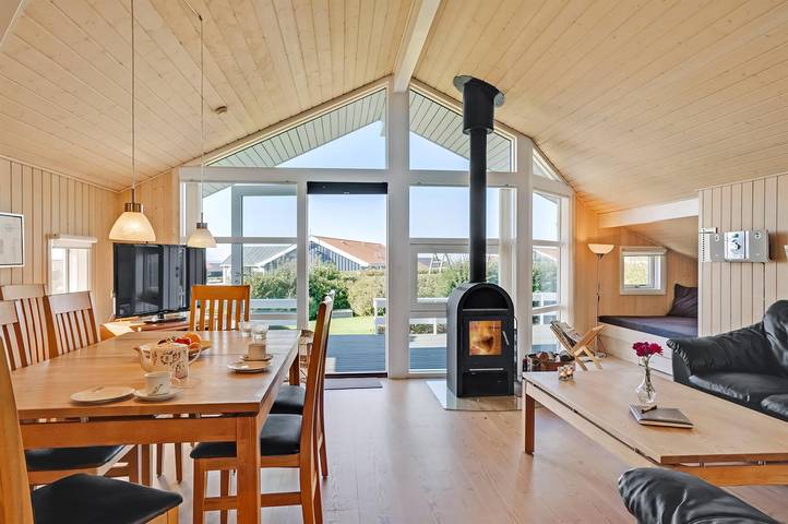 Awesome home in Vinderup w/ 3 Bedrooms, Sauna and WiFi in Ejsingholm, Limfjord in Westjütland