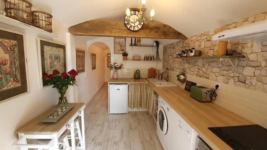 Gîte pour 2 personnes, avec Terrasse ainsi que Jardin et Vue à Épargnes