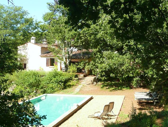 Gîte pour 7 personnes, avec piscine