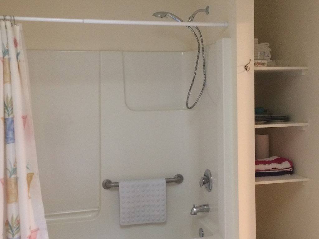 Ganze Wohnung, Stay and play at Kramer's Korner Private Suite and use our 2026 Booking Special! in Black Butte Ranch