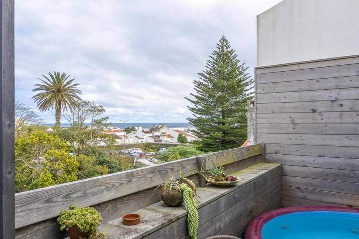 Ferienwohnung für 6 Personen, mit Terrasse und Ausblick sowie Pool, mit Haustier - 1