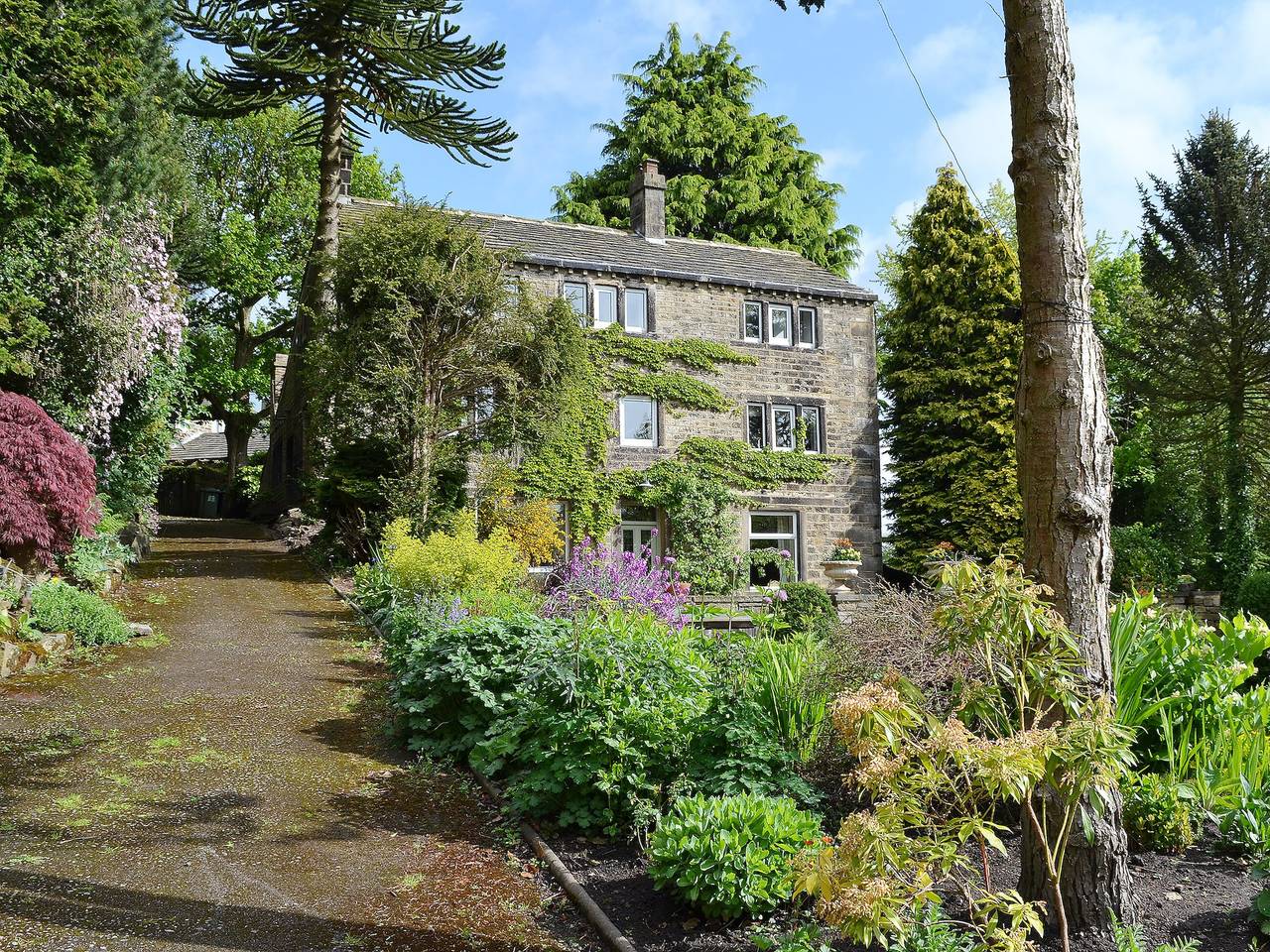 Log Cabin for 3 People in Holmfirth, West Yorkshire