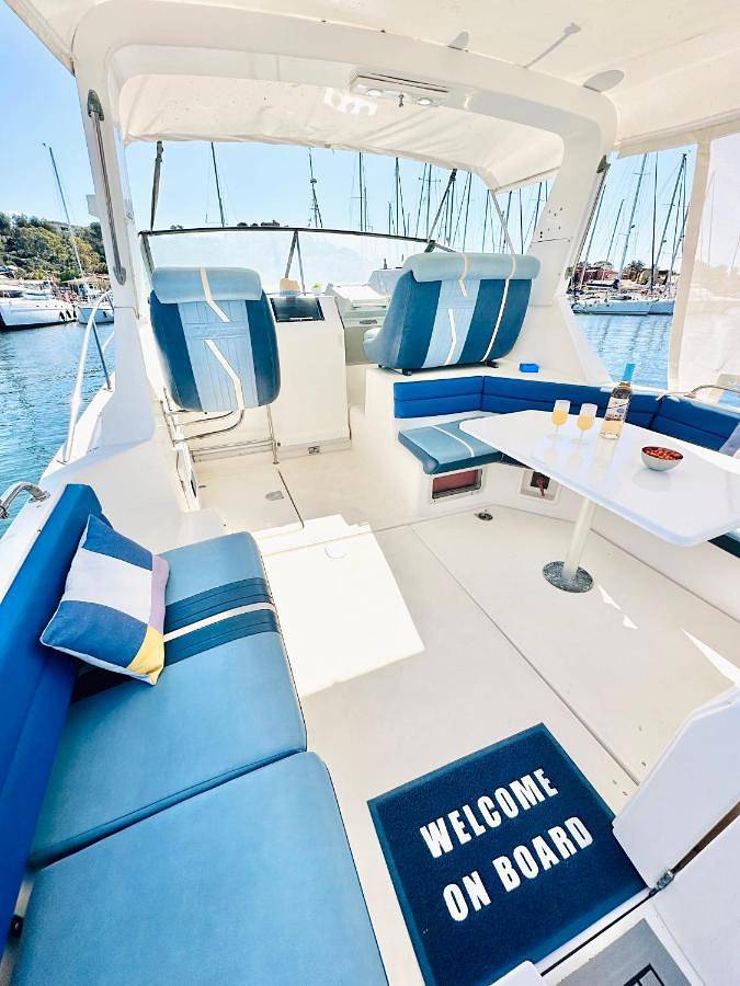 Bateau pour 6 personnes, avec vue et balcon dans Porquerolles - 2