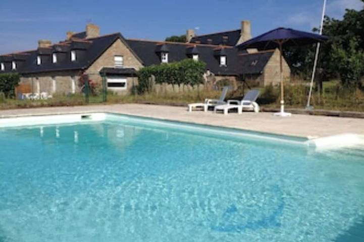 Gîte pour 7 personnes, avec Jardin et Piscine à Trégunc