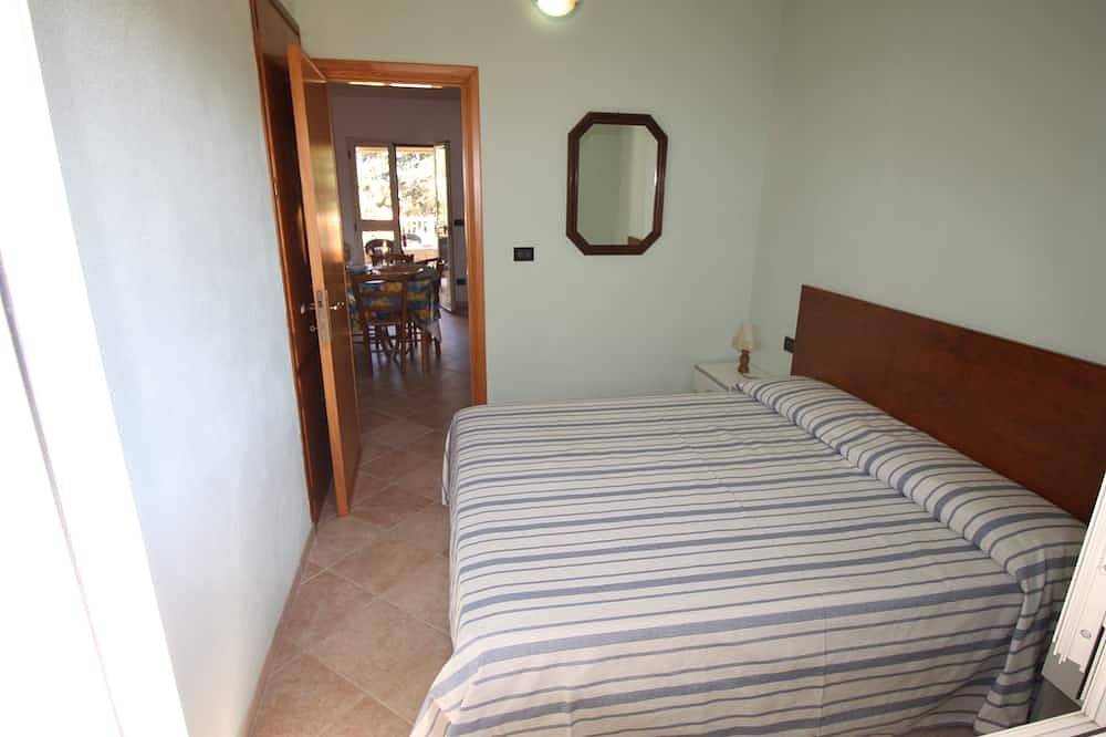 250 metros del mar entre lago, mar y campo in Orosei, Provincia de Nuoro