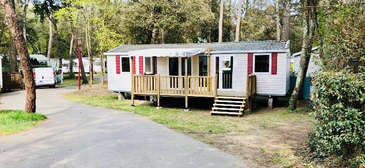 Camping pour 8 personnes, avec piscine et terrasse, animaux acceptés à Saint-Brevin-les-Pins - 2