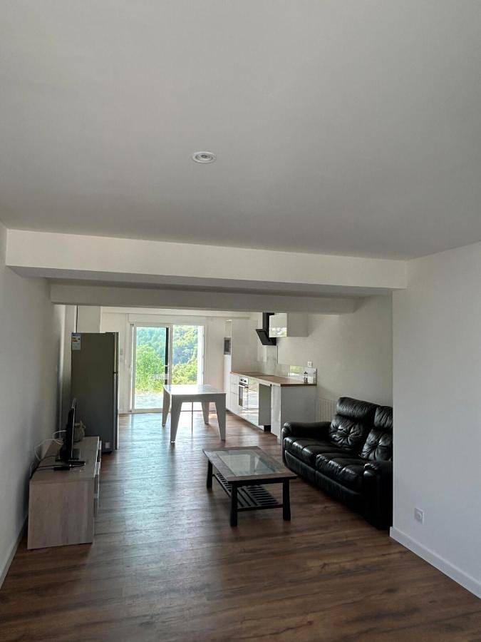 Gîte pour 4 personnes, avec terrasse à Urcuit