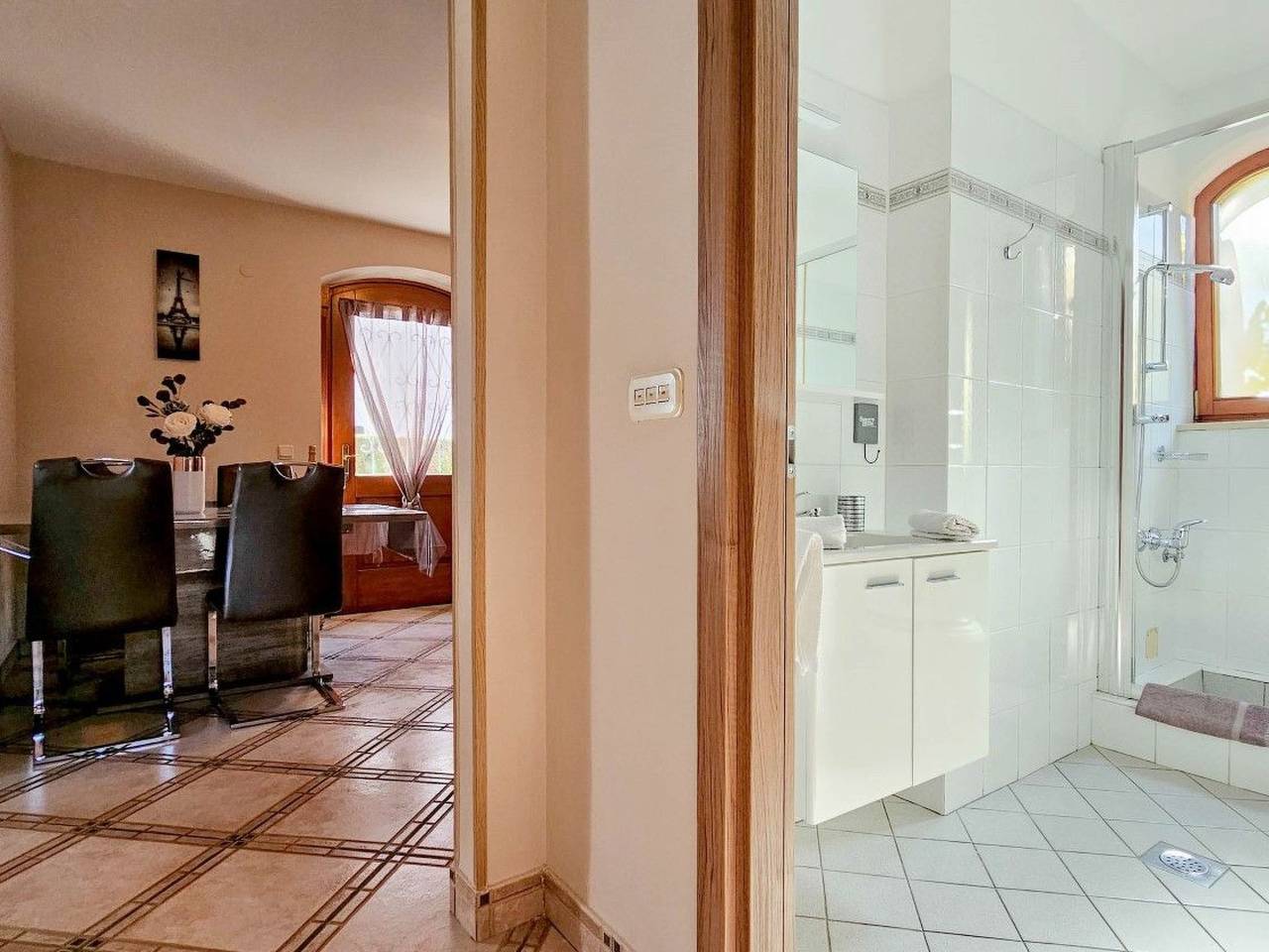 Ganze Wohnung, Apartment für 2 Personen mit Meerblick in Crveni Vrh, Umag und Umgebung