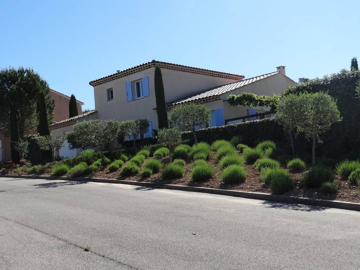 Gîte pour 8 personnes, avec piscine