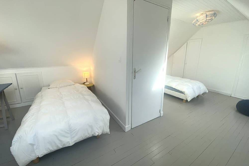 Renovated house with garden, wifi, Bbq, parking, 250m from the sea - Pleumeur-Bodou in Île-Grande, Pleumeur-Bodou