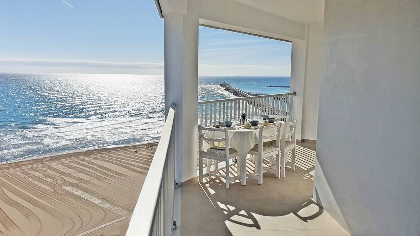 Ferienwohnung für 4 Personen, mit Terrasse und Garten in Gandia