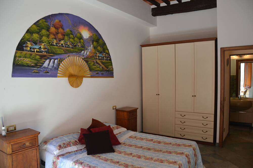 Apartamento entero, Bufalari Palace apartment in the historic center in Città della Pieve, Provincia de Perugia