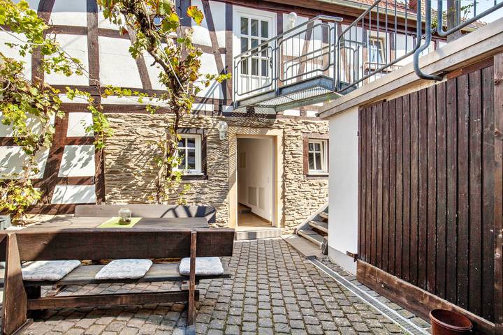 Apartamento entero, Apartamento 'Wohnung 1' con vistas a la montaña, jardín compartido y Wi-Fi in Wallhausen, Distrito de Bad Kreuznach