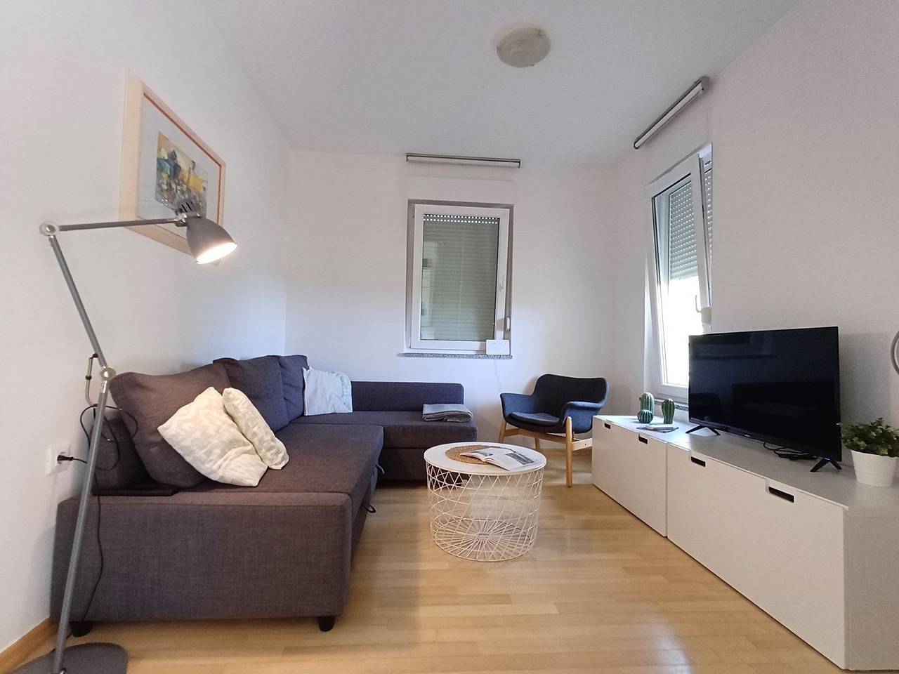 Apartamento entero, Pet-friendly Apartment Mediterraneo with Private Garden & Sea View
 in Krk Ciudad, Krk (isla)