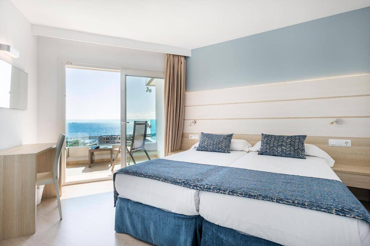 Tomir Portals Suites - Adults Only in Portals Nous, Calvià