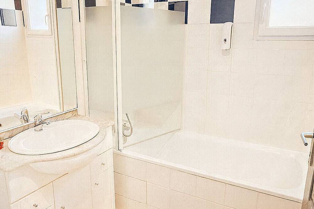 Appartement entier, Les Capucins Cité Médiévale à 15 min – Piscine & Parking Privé in Carcassonne, Région de Carcassonne