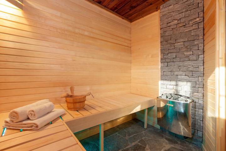 Ganze Wohnung, Chez Roberto Chamonix 3Br Duplex w/ Sauna + Garden in Chamonix, Region Bonneville