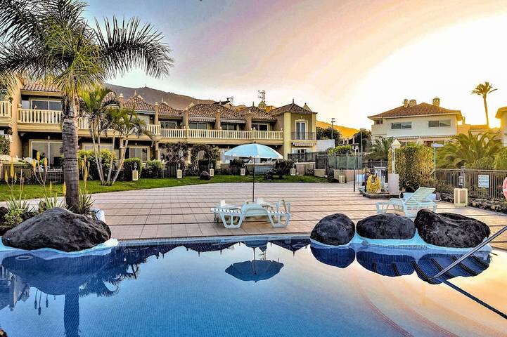Apartamento de vacaciones para 4 personas, con balcón y piscina - 1