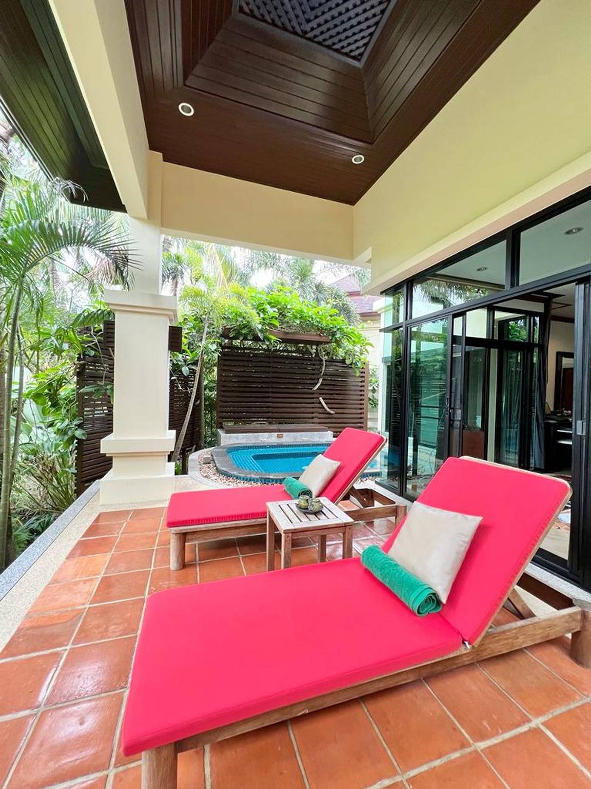 Lilac 1 Bedroom Private Pool Villa Rawai in Phuket Province