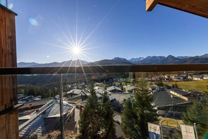 Ferienhaus für 8 Personen, mit Balkon und Sauna sowie Ausblick