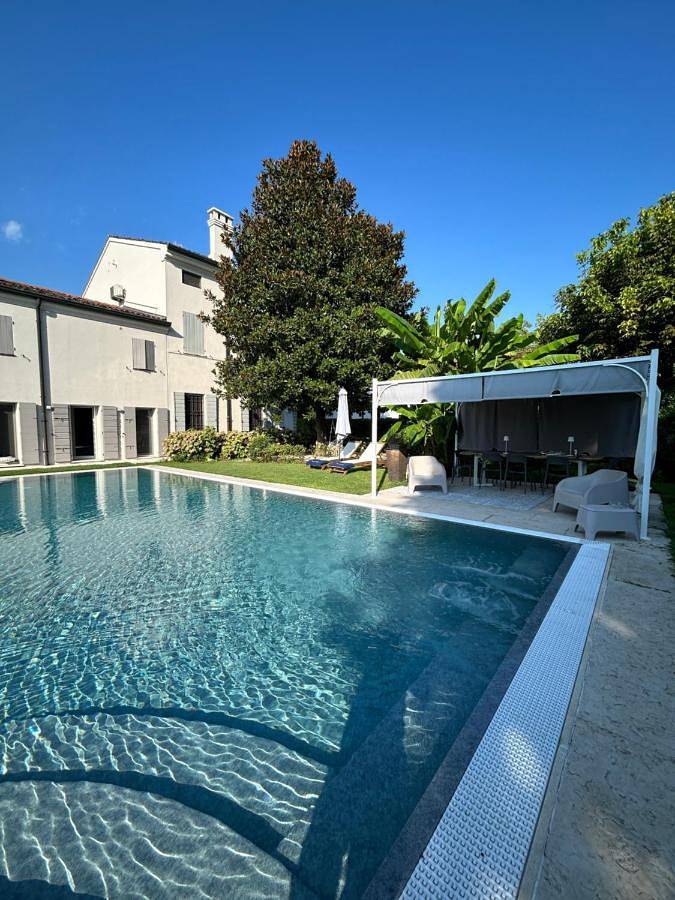 Location de vacances pour 4 personnes, avec jardin et piscine à Mantoue - 2