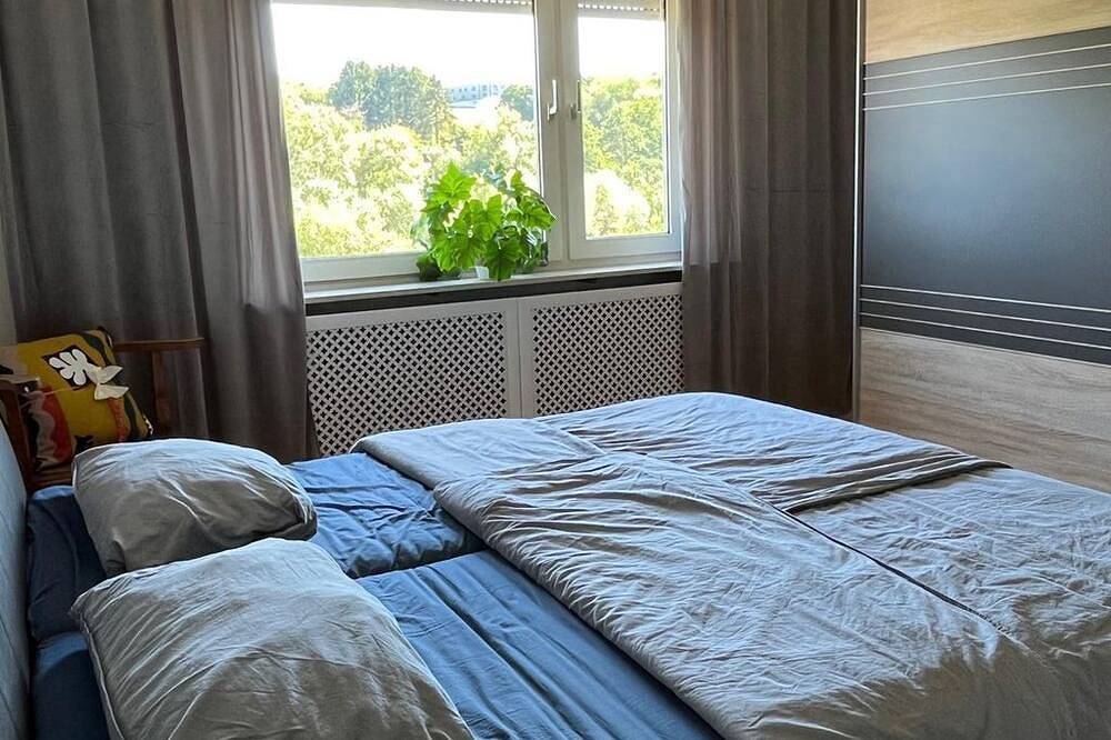 Ganze Wohnung, Ferienwohnung Wiesenblick - Appartement/Fewo, 2 Schlafräume in Illingen, Saarland