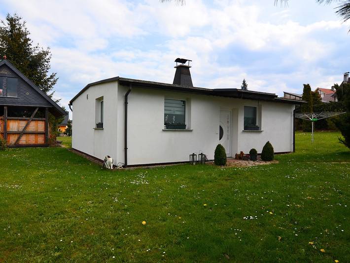 Ferienhaus für 3 Personen, mit Garten, kinderfreundlich in Waltershausen