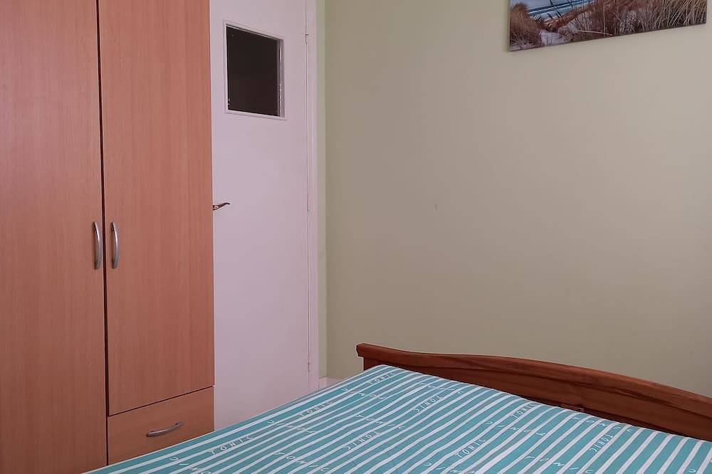 Entire apartment, Nice apartment with balcony and sea view in Bray-Dunes, Flanders Dune Coast